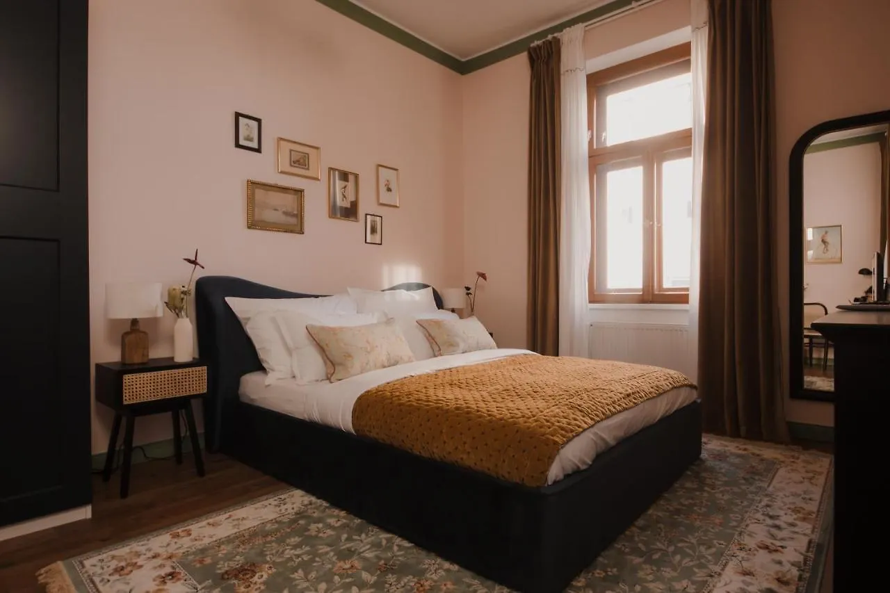 Oak House Vienna Bed & Breakfast Austria